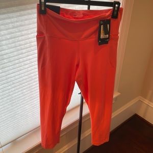 Under Armour Meridian NWT